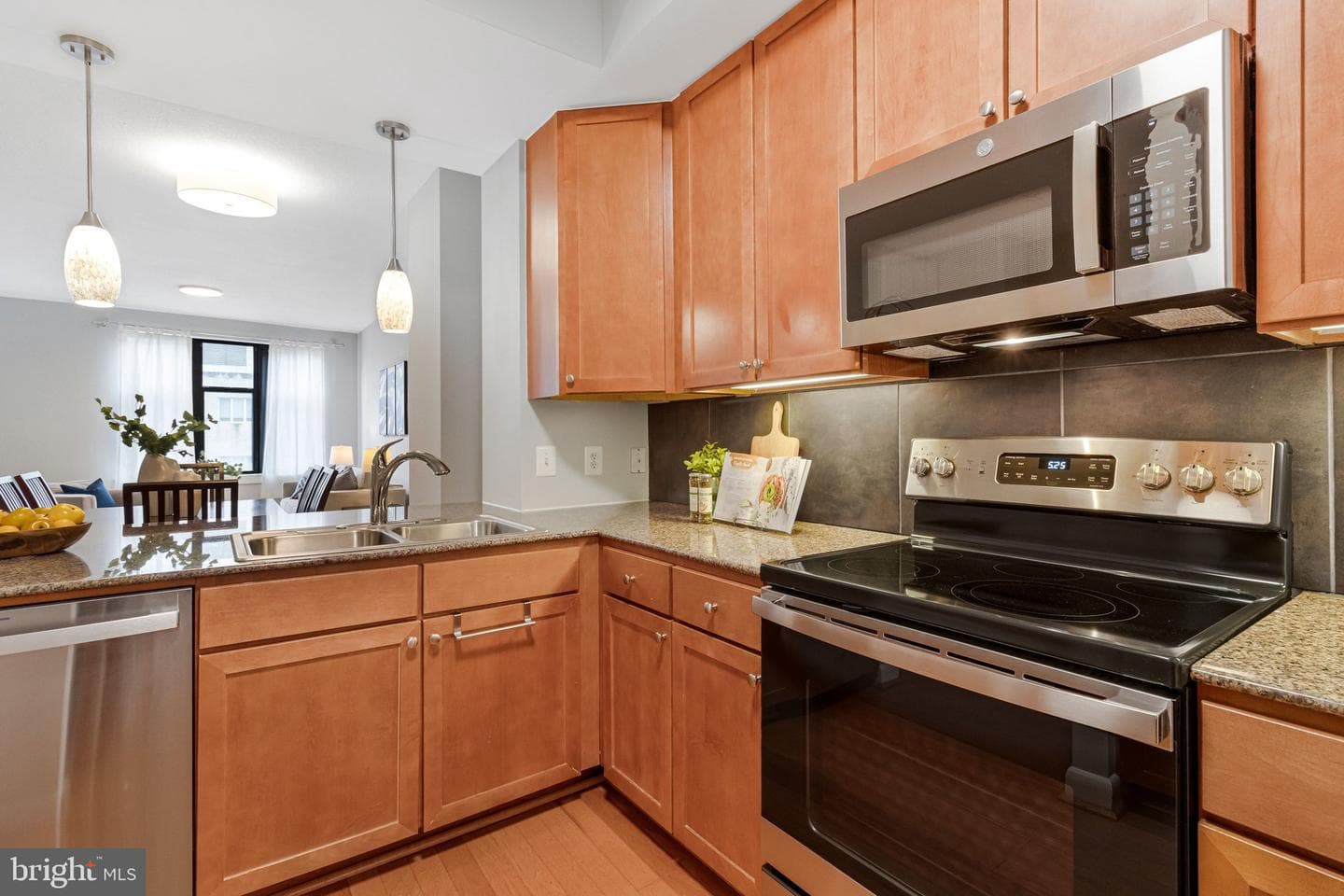 400 Massachusetts Avenue NW #803 photo 11