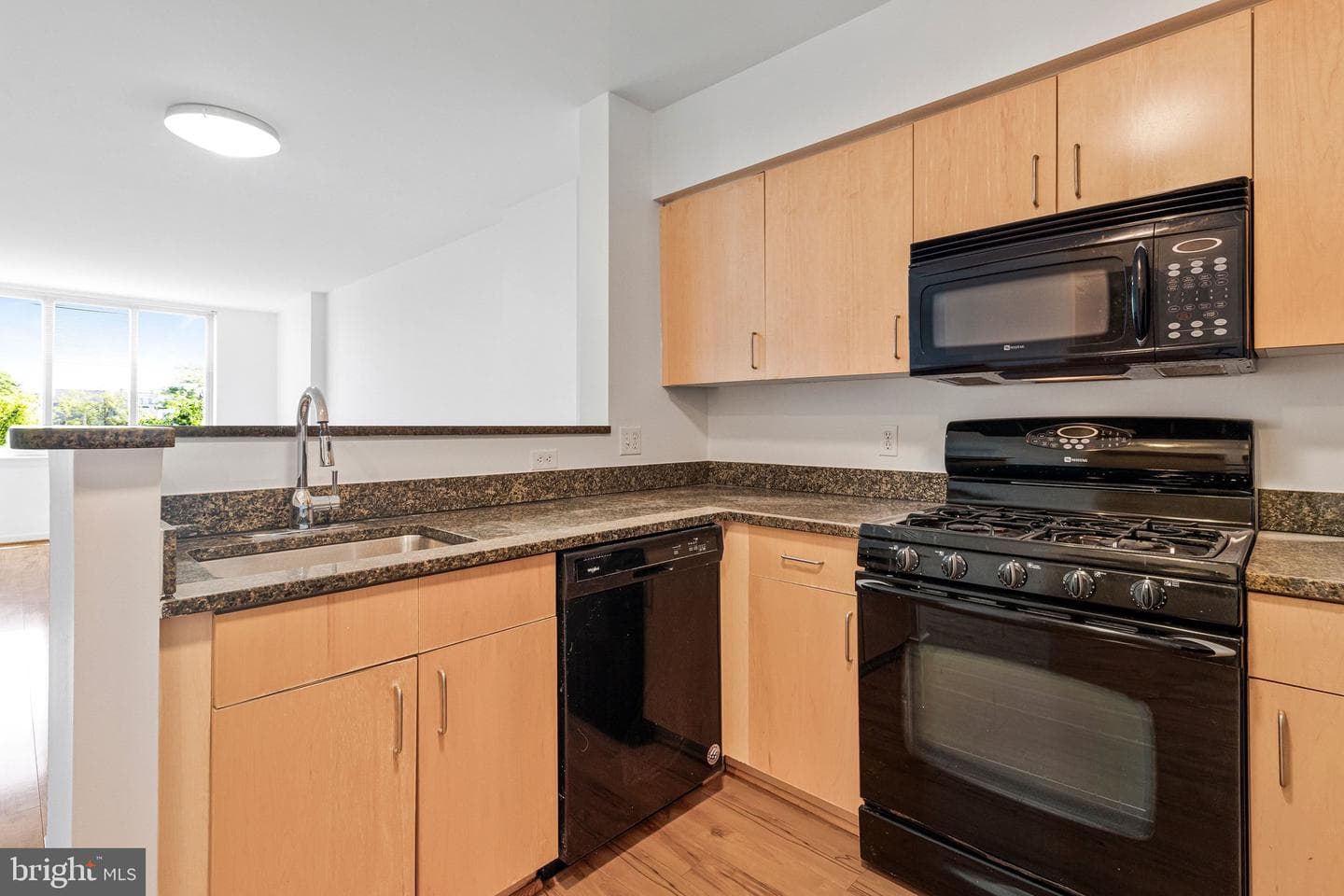 1000 New Jersey Avenue SE #321 photo 9