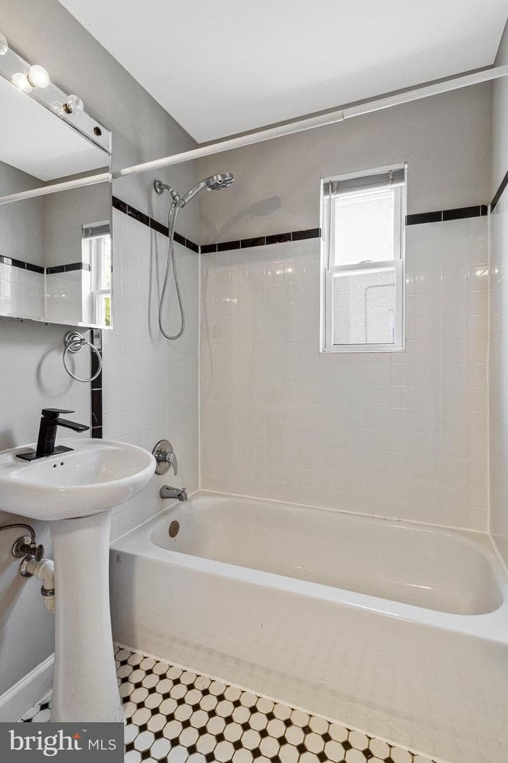717 Brandywine Street SE #202 photo 15