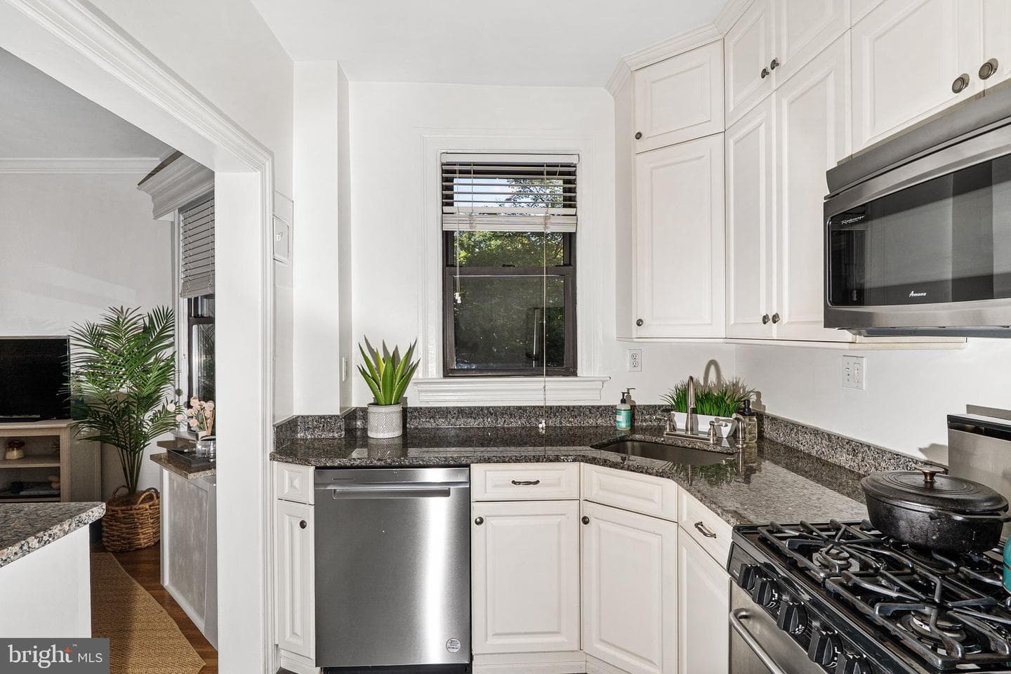 3616 Connecticut Avenue NW #201 photo 17