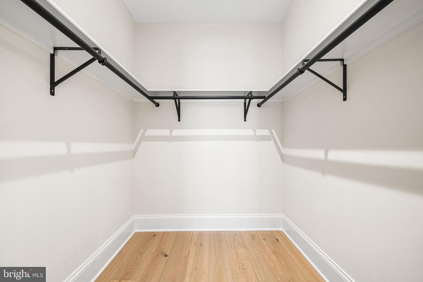 3822 Van Ness Street NW photo 49