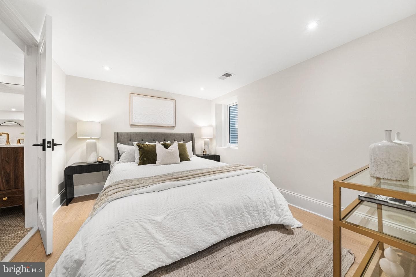 3822 Van Ness Street NW photo 60