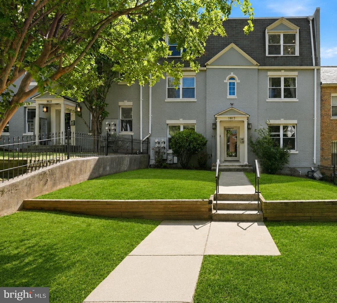 1917 2nd Street NE #301, Washington