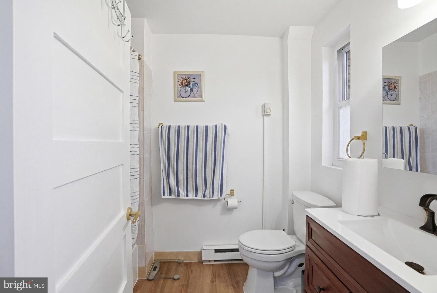 313 C Street SE photo 35