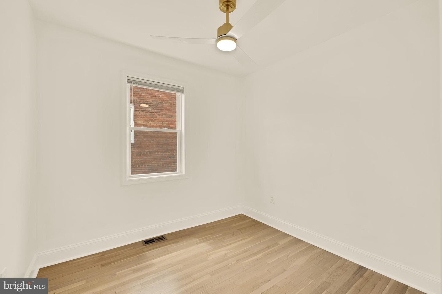 1175 46th Place SE photo 30