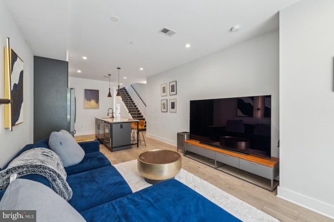 1485 Monroe Street NW #1 photo 5