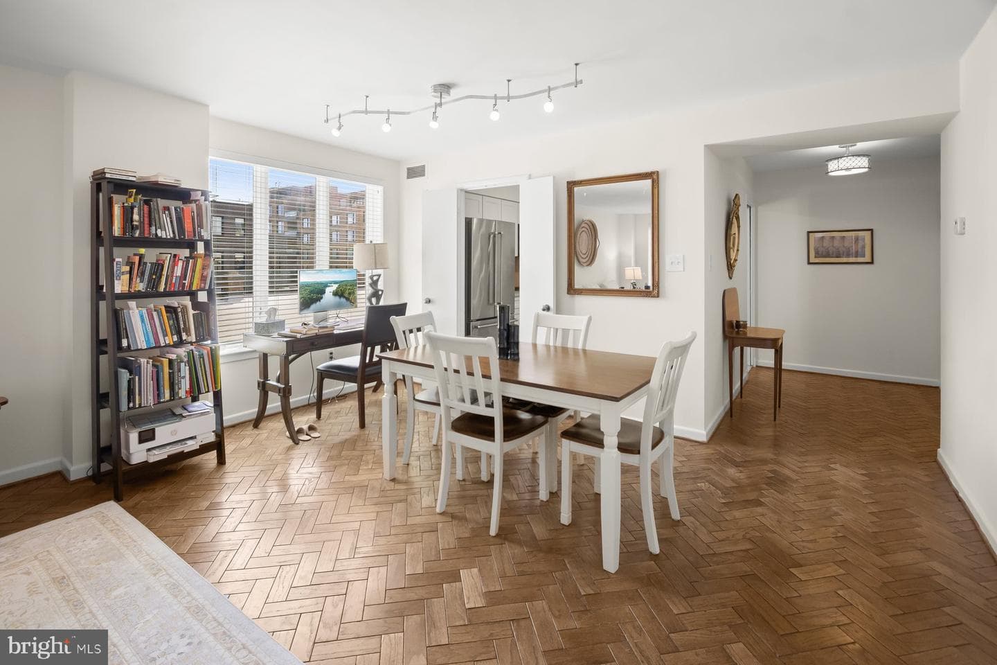 1045 31st Street NW #303 photo 8