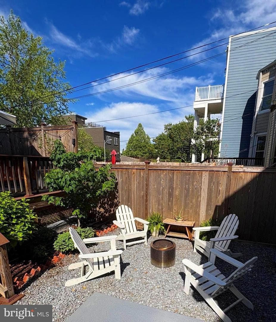 1349 Otis Place NW photo 40