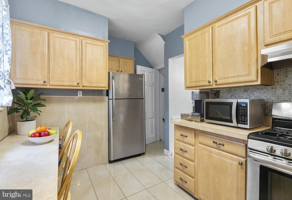 1828 Michigan Avenue NE photo 15
