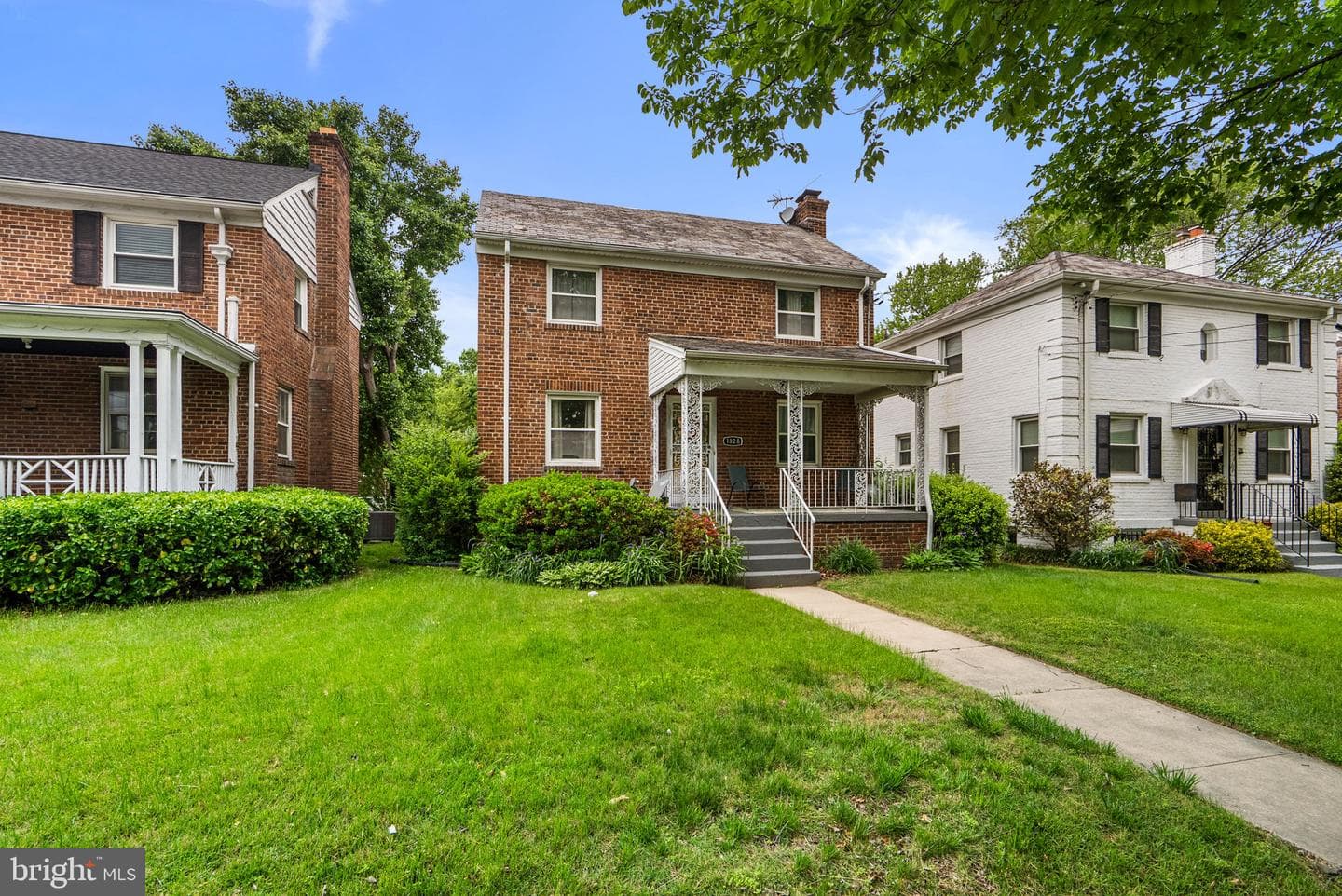 1828 Michigan Avenue NE photo 2