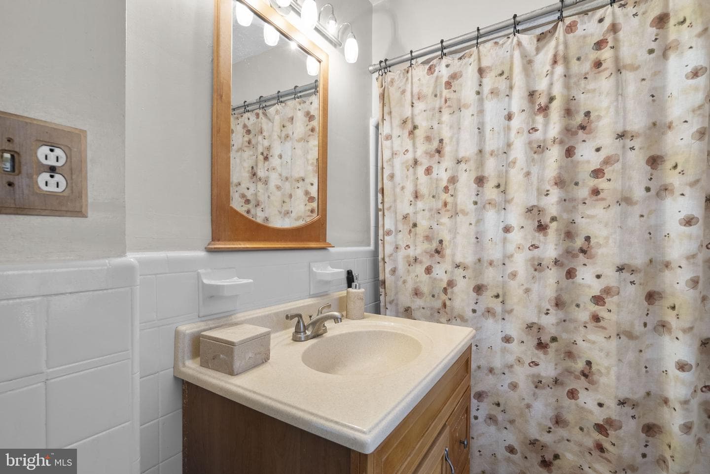 1828 Michigan Avenue NE photo 22