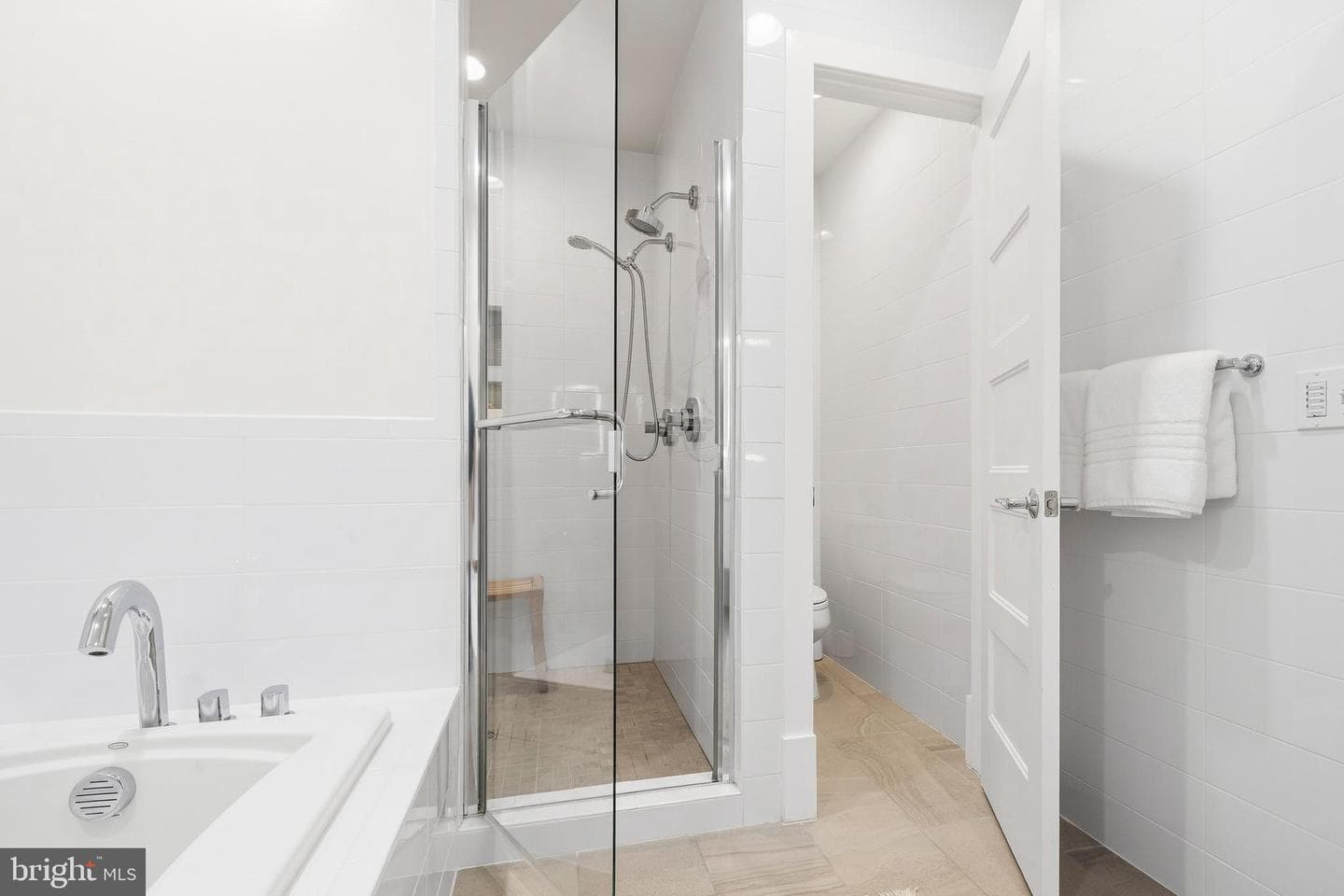 645 Maryland Avenue NE #301 photo 38
