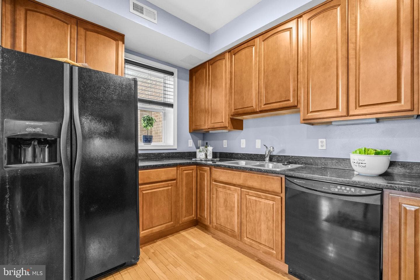 610 Irving Street NW #105 photo 12