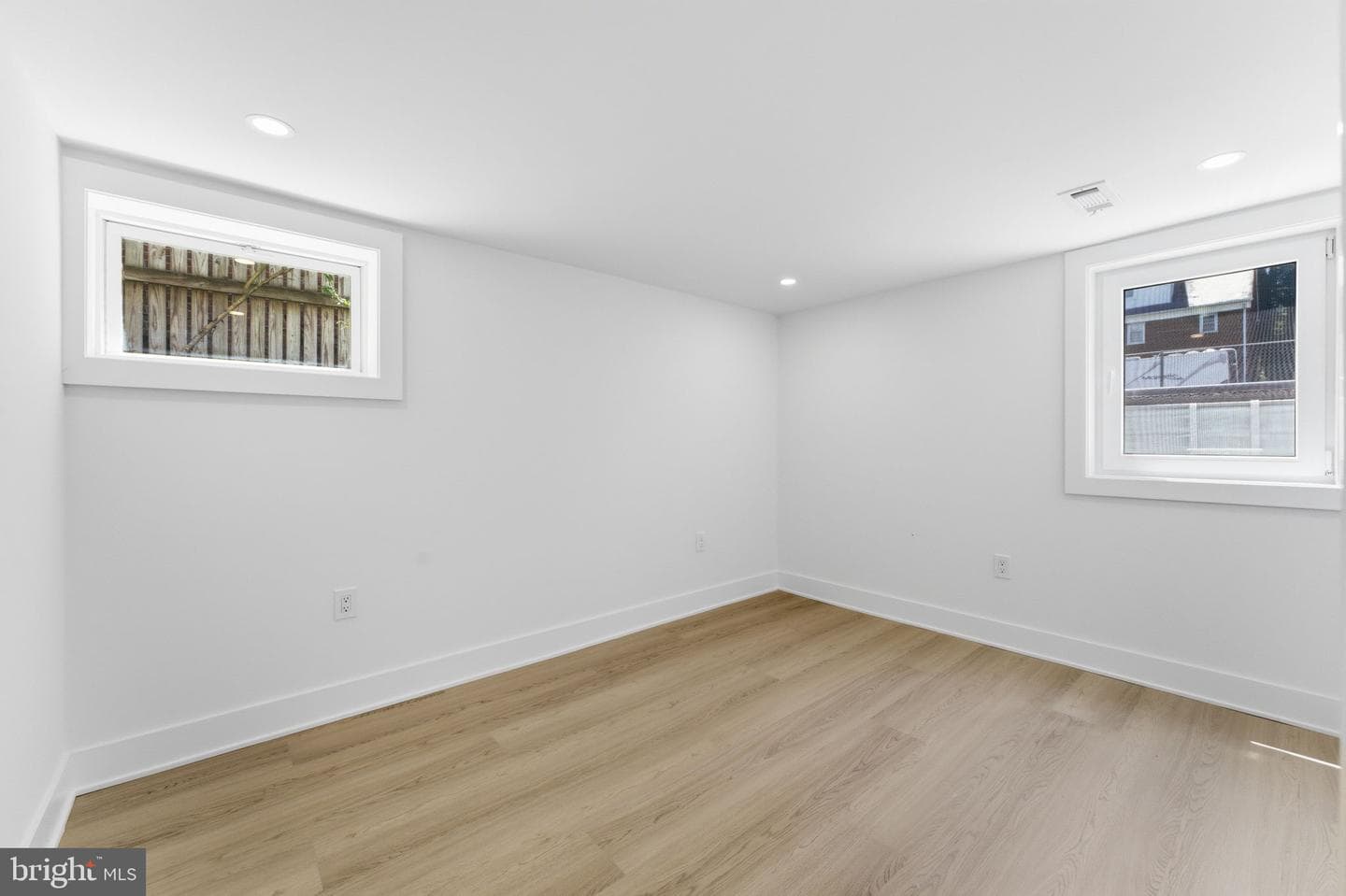 4306 22nd Street NE photo 54