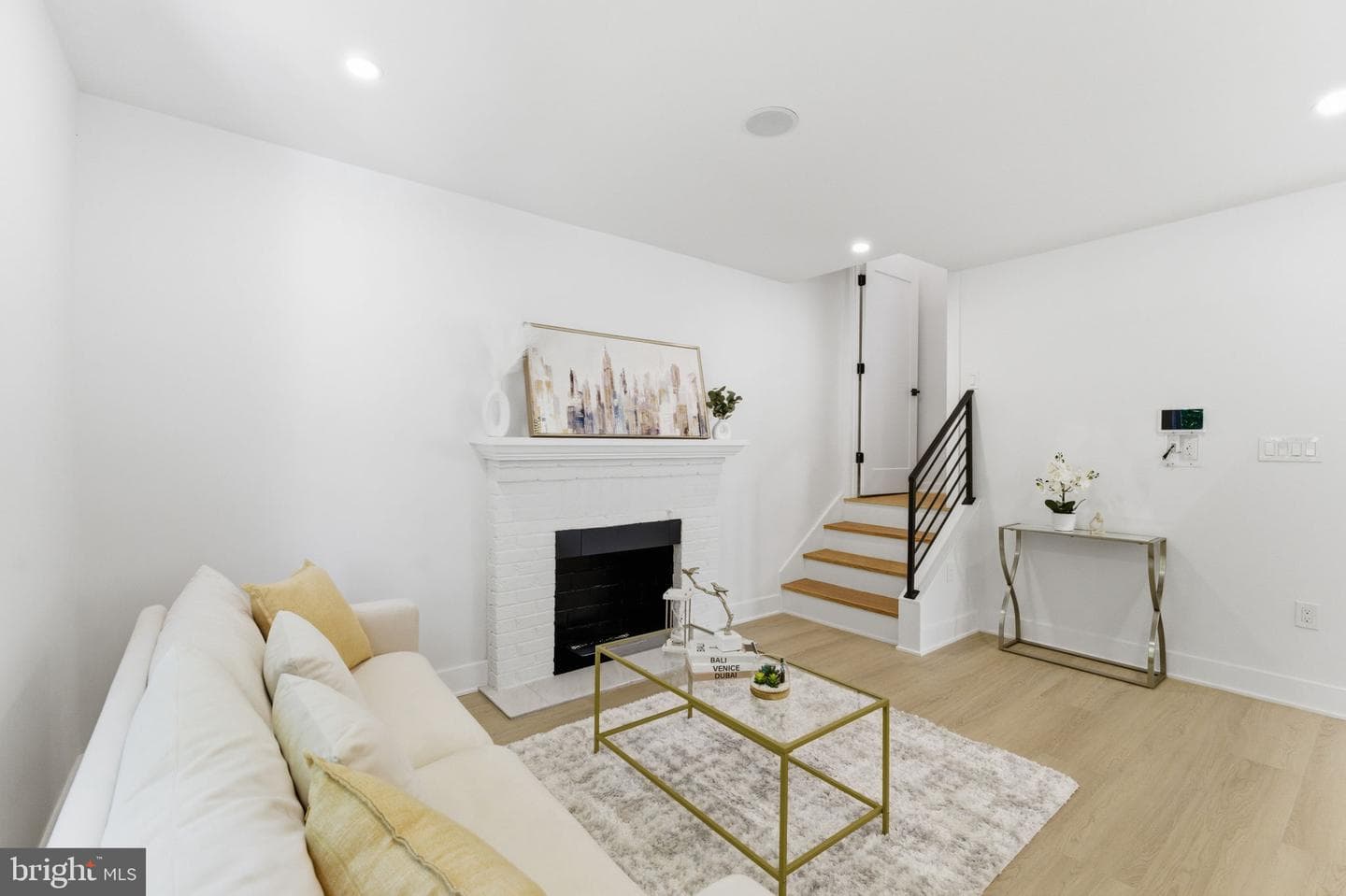 4306 22nd Street NE photo 9