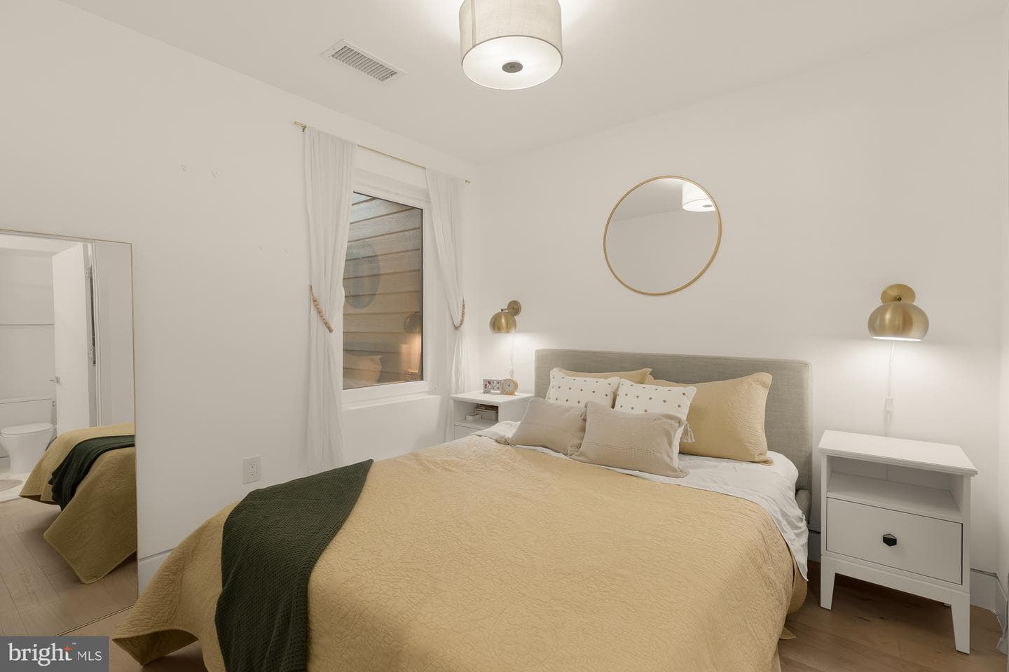 4013 Davis Place NW #1 photo 15