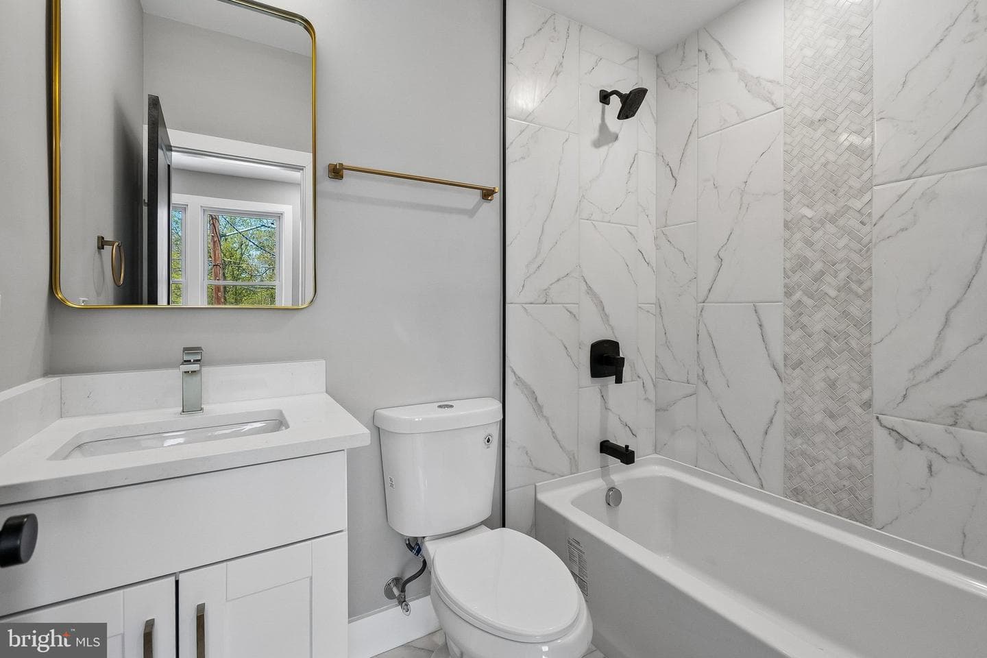 2333 Fairlawn Avenue SE #2 photo 18