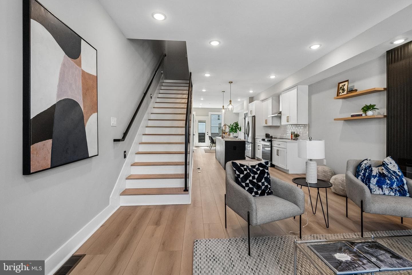 2333 Fairlawn Avenue SE #2 photo 3