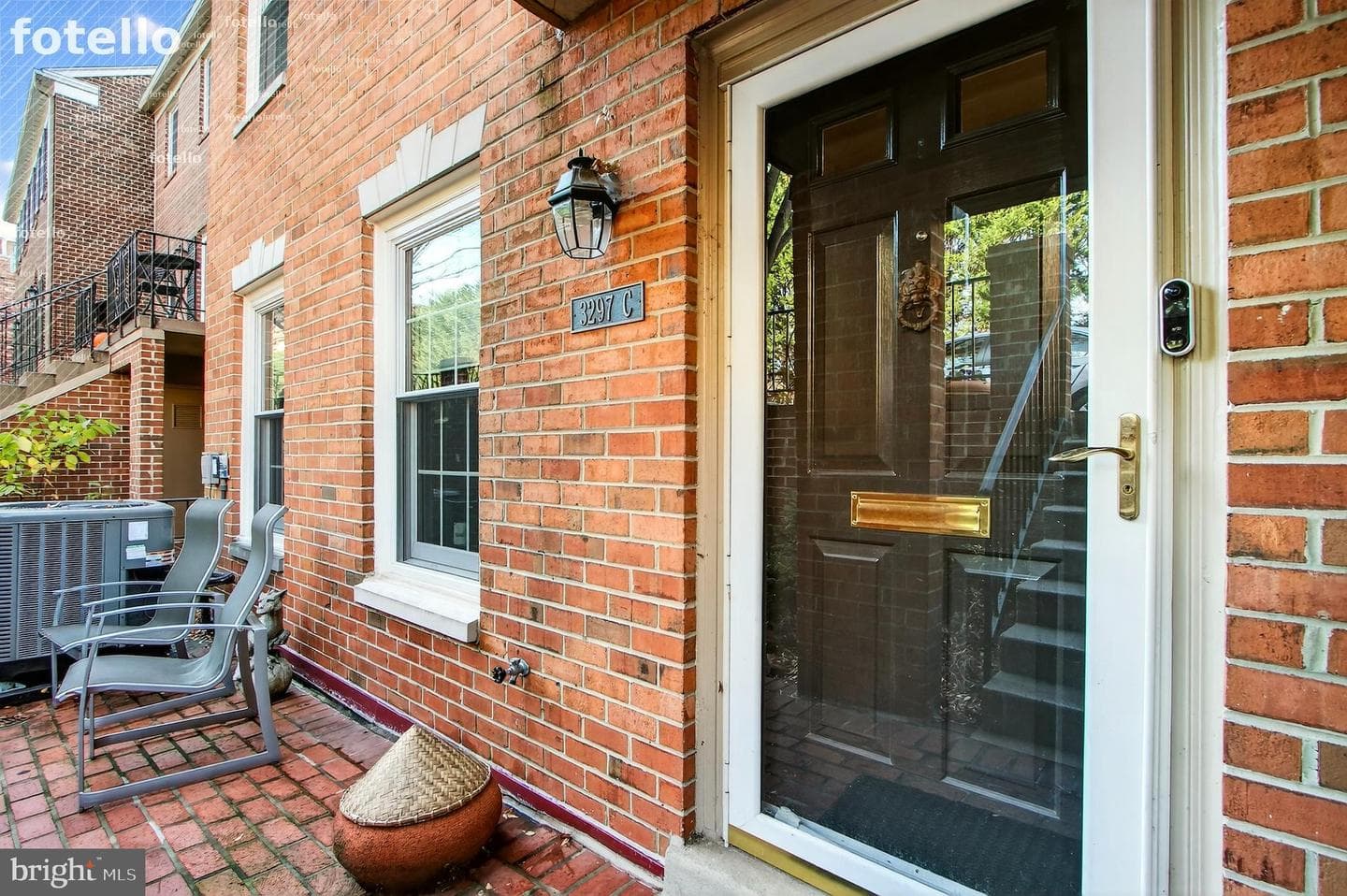 3297 Sutton Place NW #c photo 4