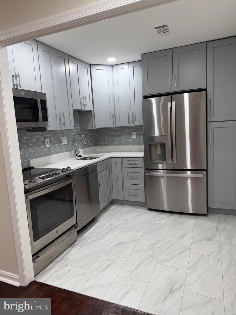 3816 V Street SE #102 photo 3