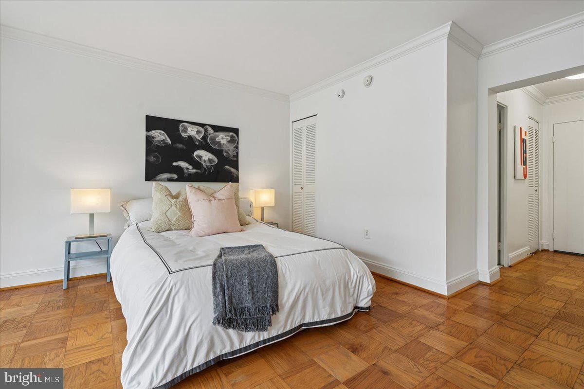 922 24th Street NW #415 photo 9
