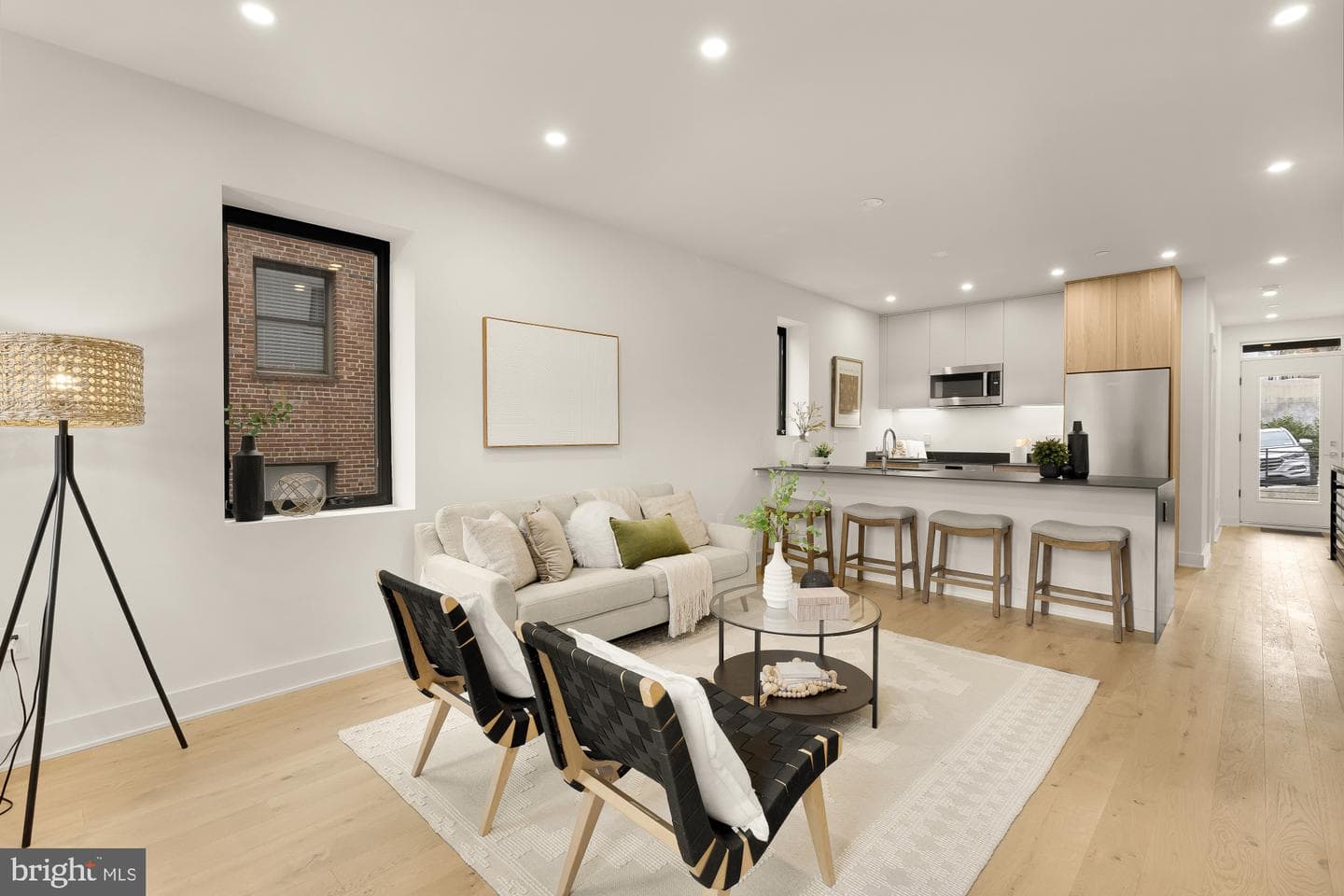 2647 41st Street NW #1, Washington