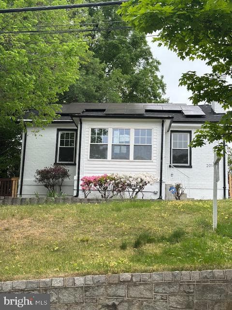 2016 32nd Street SE, Washington