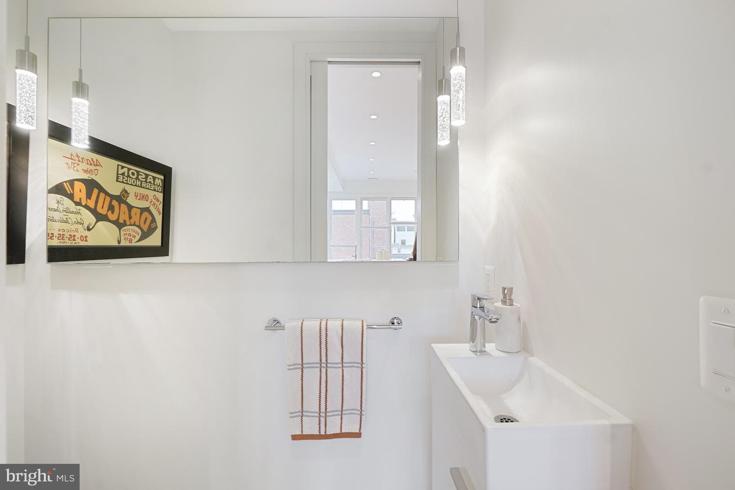 270 15th Street SE #202 photo 13