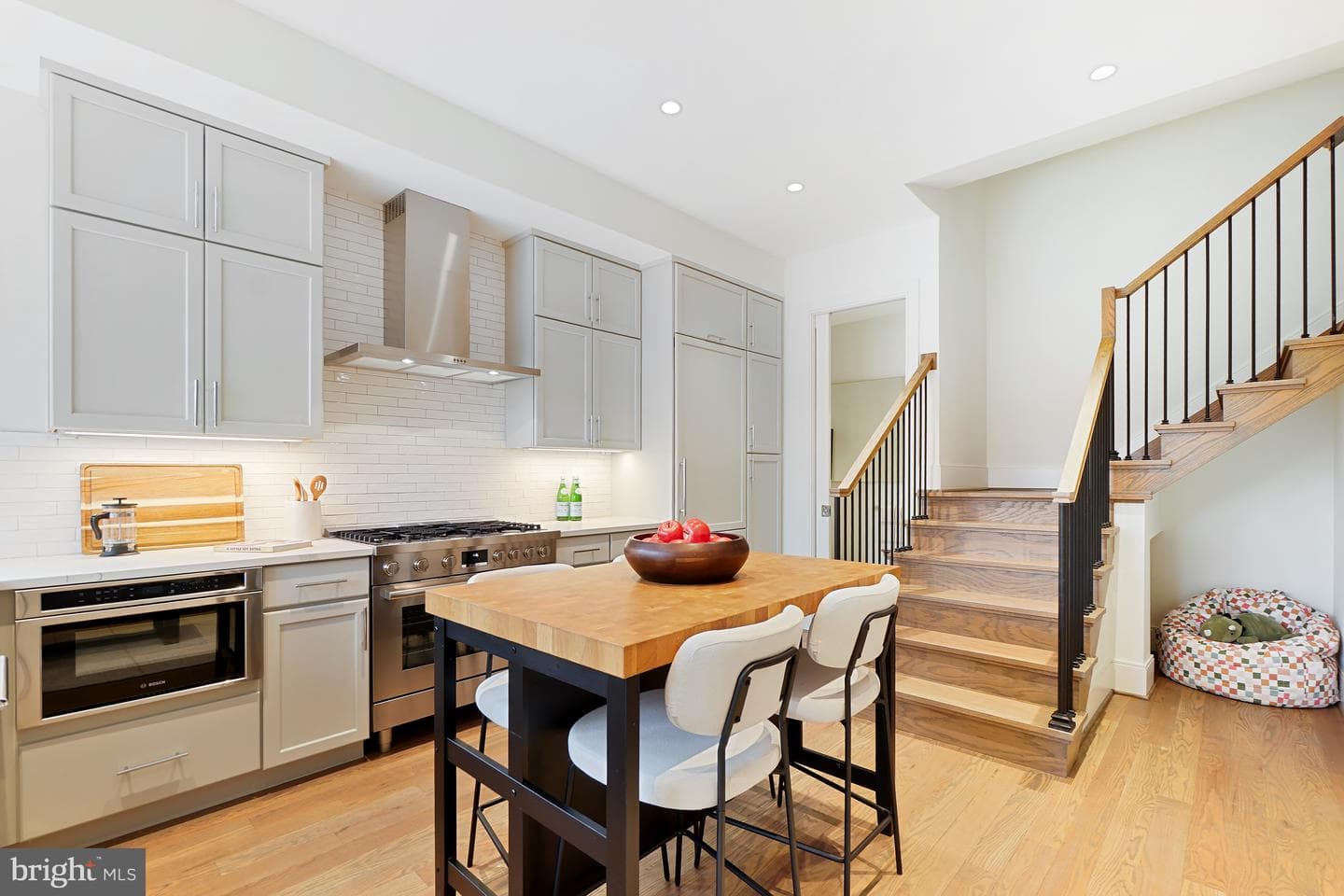 270 15th Street SE #202 photo 8