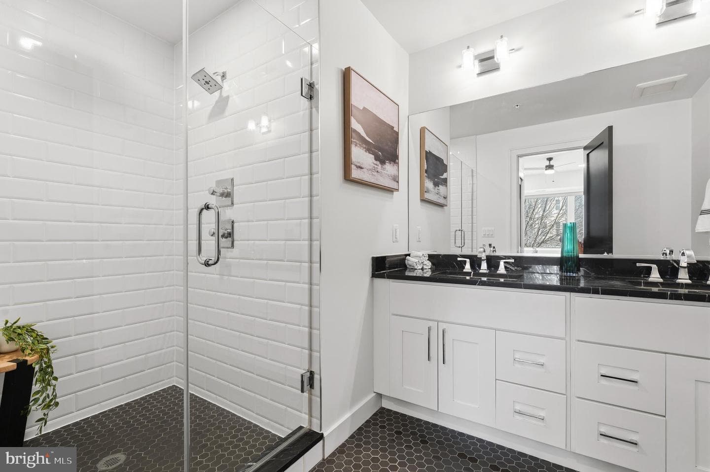 836 Varnum Street NW #201 photo 17