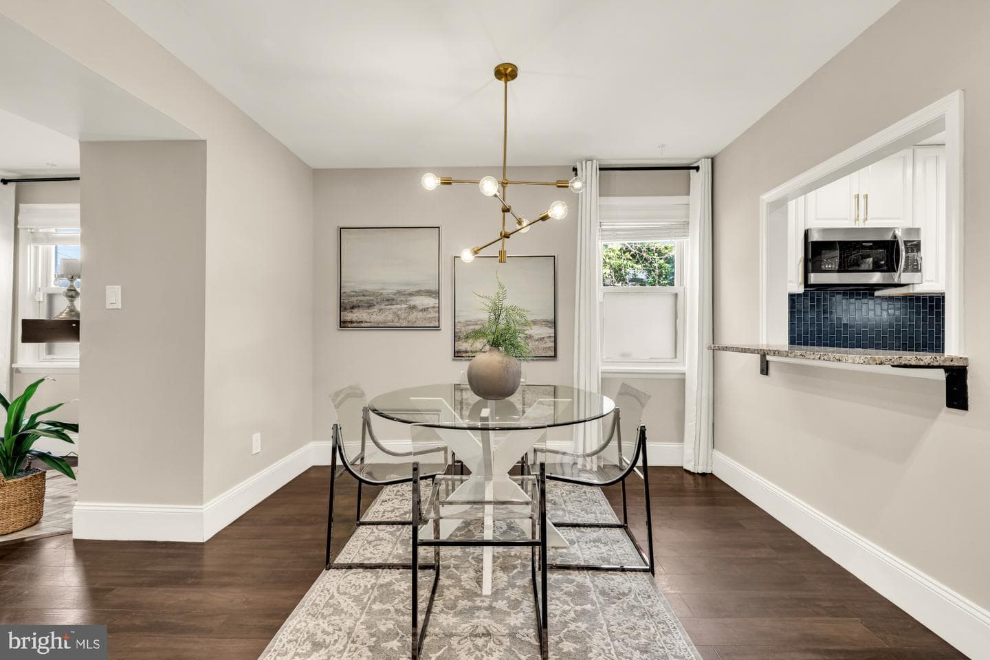 410 Franklin Street NE photo 13