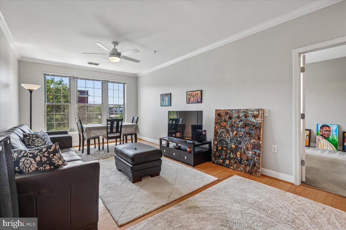 1391 Pennsylvania Avenue SE #309 photo 6