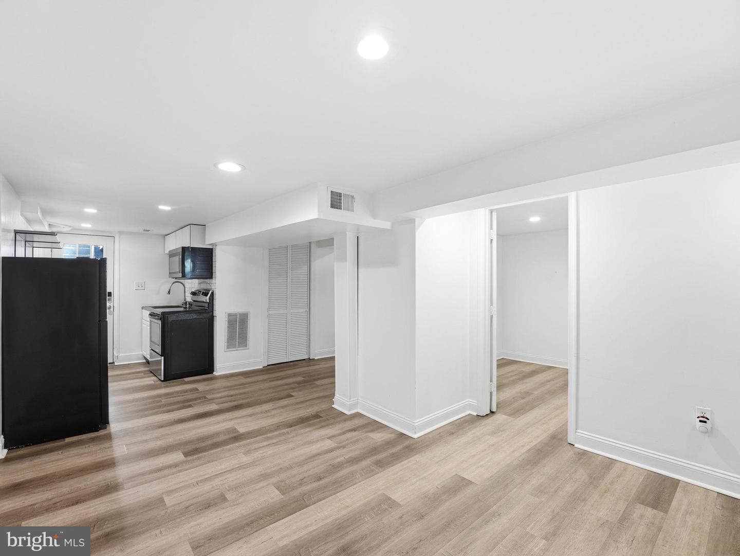 508 Kenyon Street NW photo 22