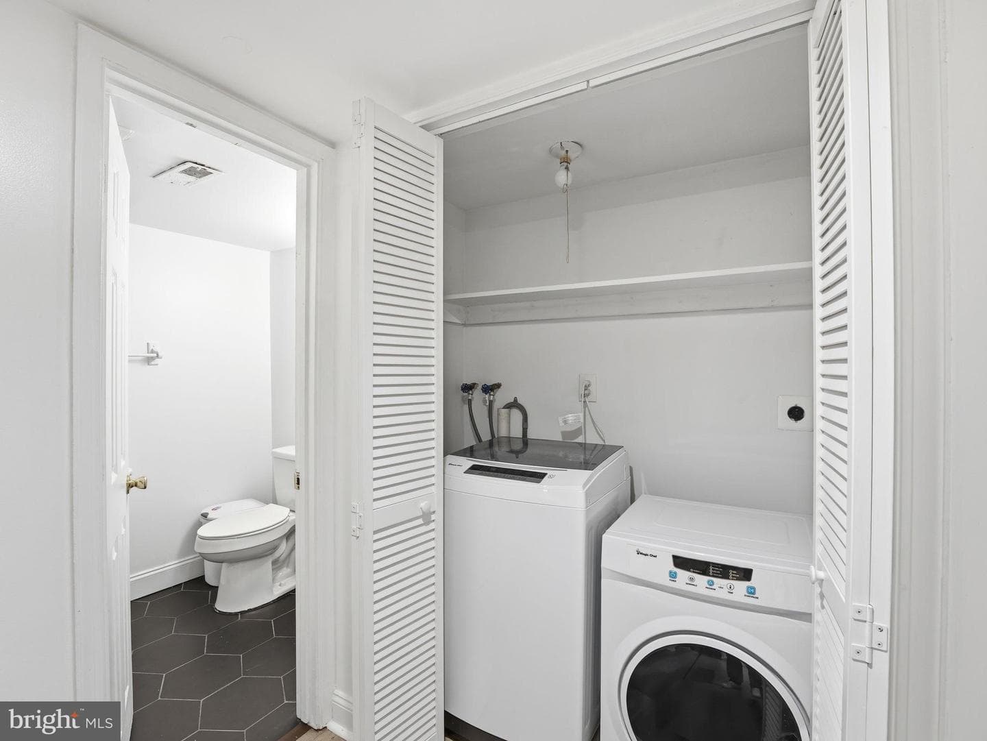 508 Kenyon Street NW photo 26