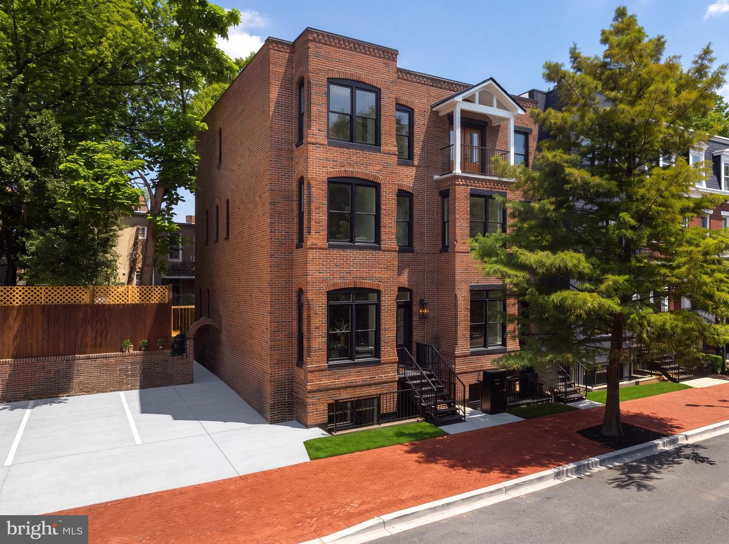 1241 4th Street NW, Washington