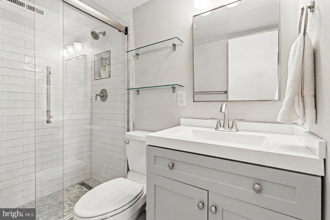 2401 H Street NW #505 photo 12