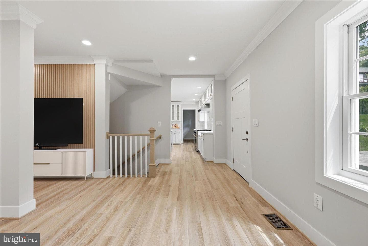 3517 Rodman Street NW photo 8