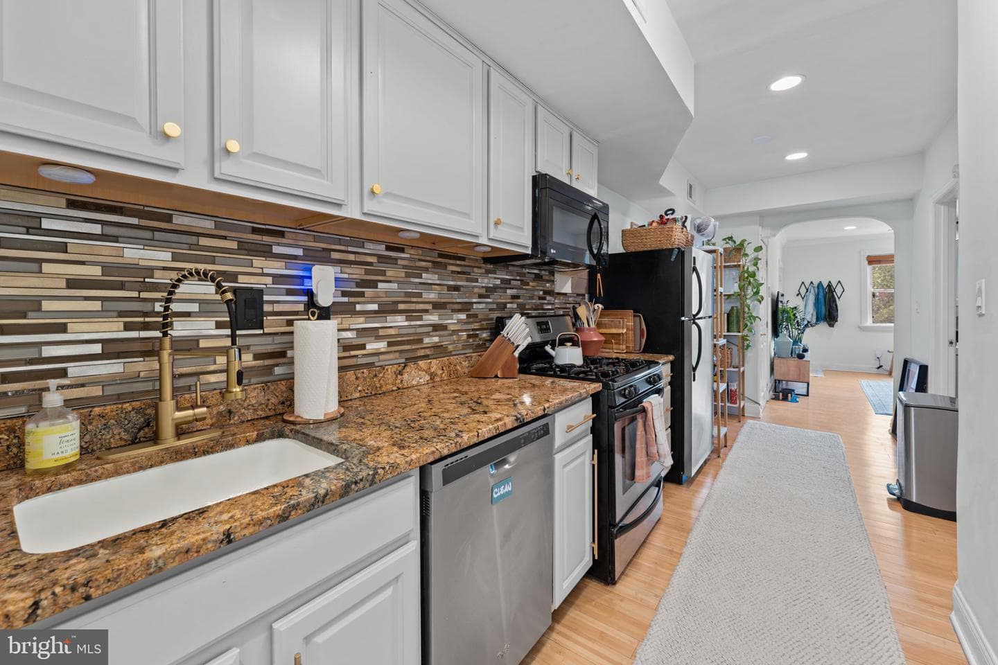 1219 Holbrook Terrace NE #3 photo 6