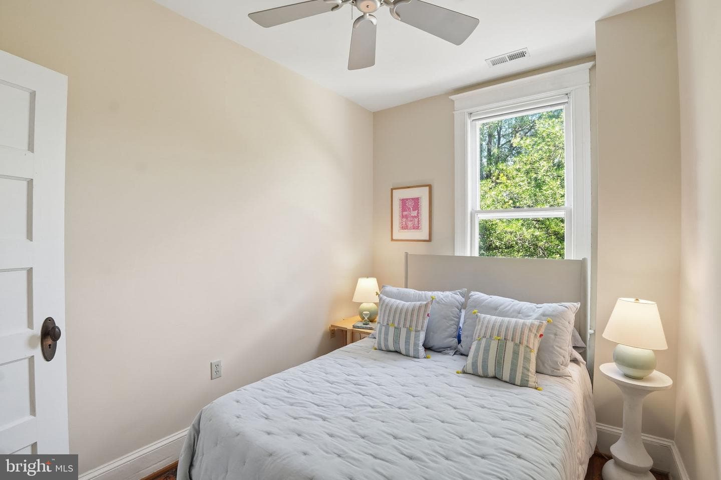1609 G Street SE photo 26