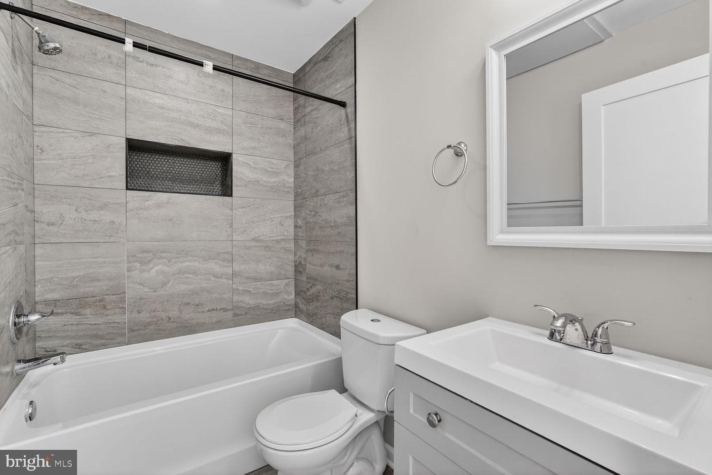 1307 K Street SE #301 photo 9