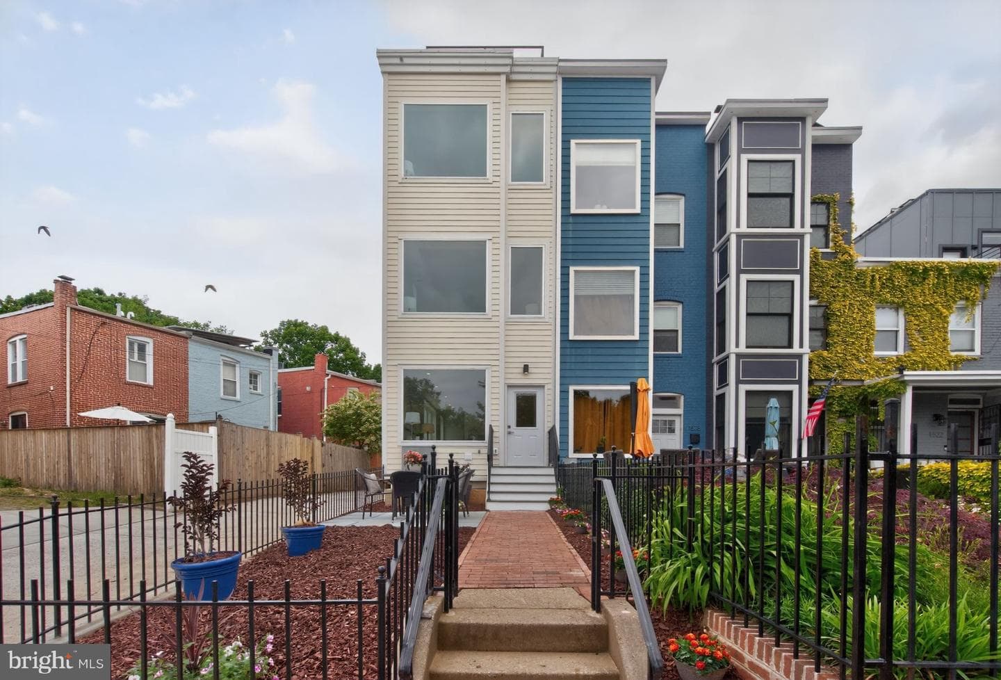 1516 North Carolina Avenue NE, Washington