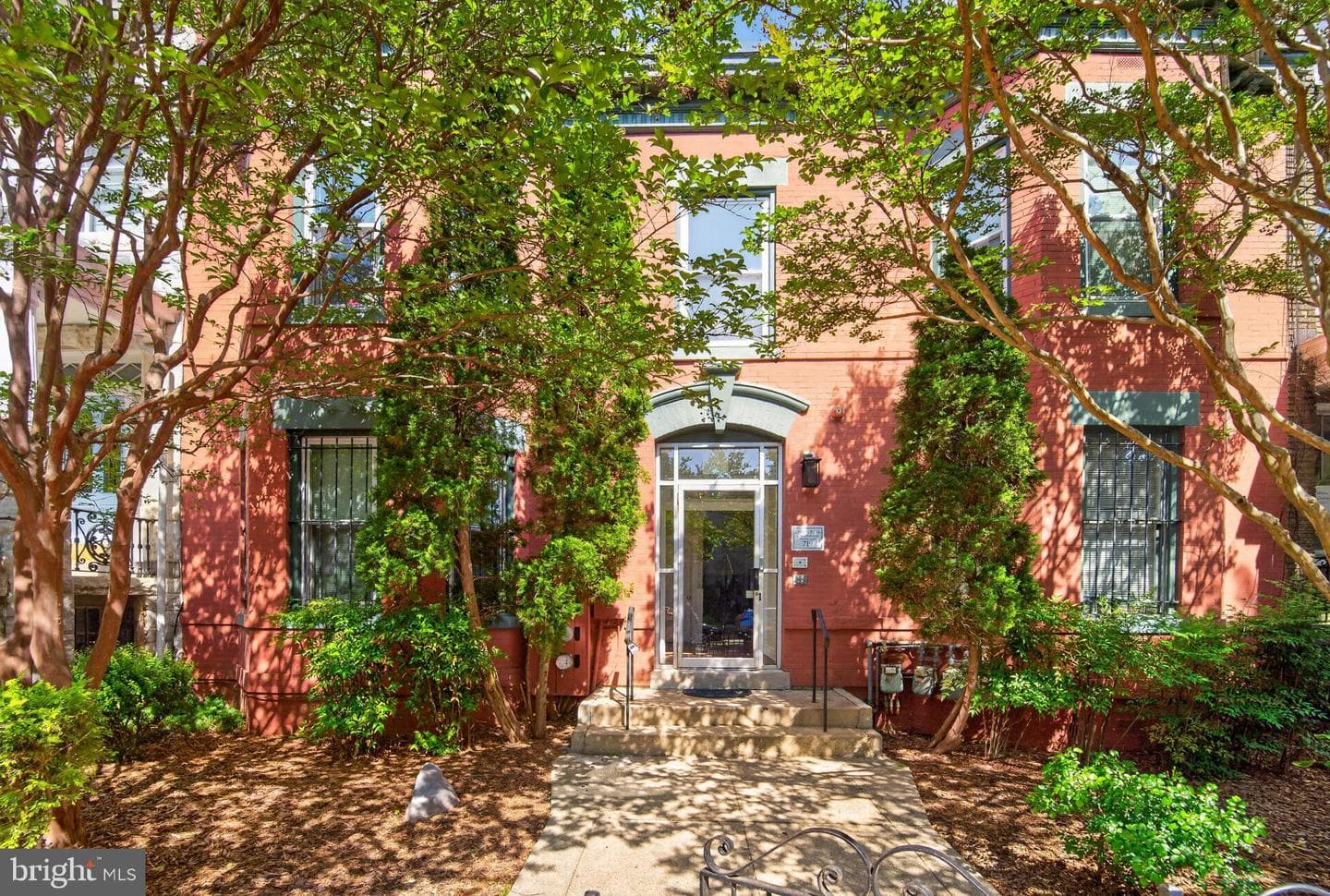 719 5th Street NE #3, Washington