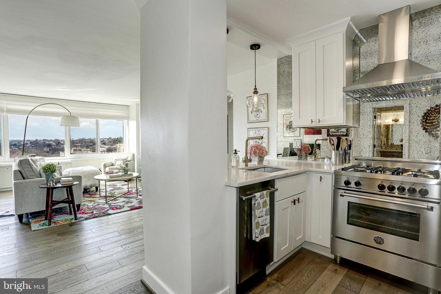 1330 New Hampshire Avenue NW #916 photo 3