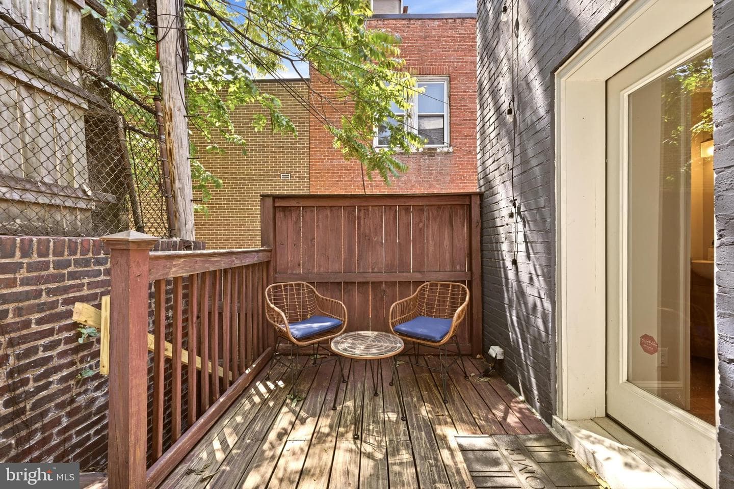 1425 C Street NE photo 30