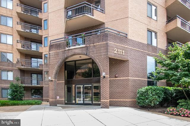 2111 Wisconsin Avenue NW #411, Washington