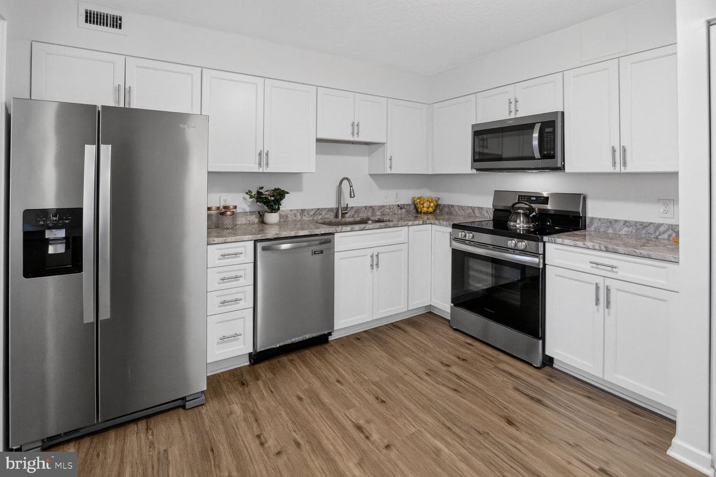 2111 Wisconsin Avenue NW #411 photo 7