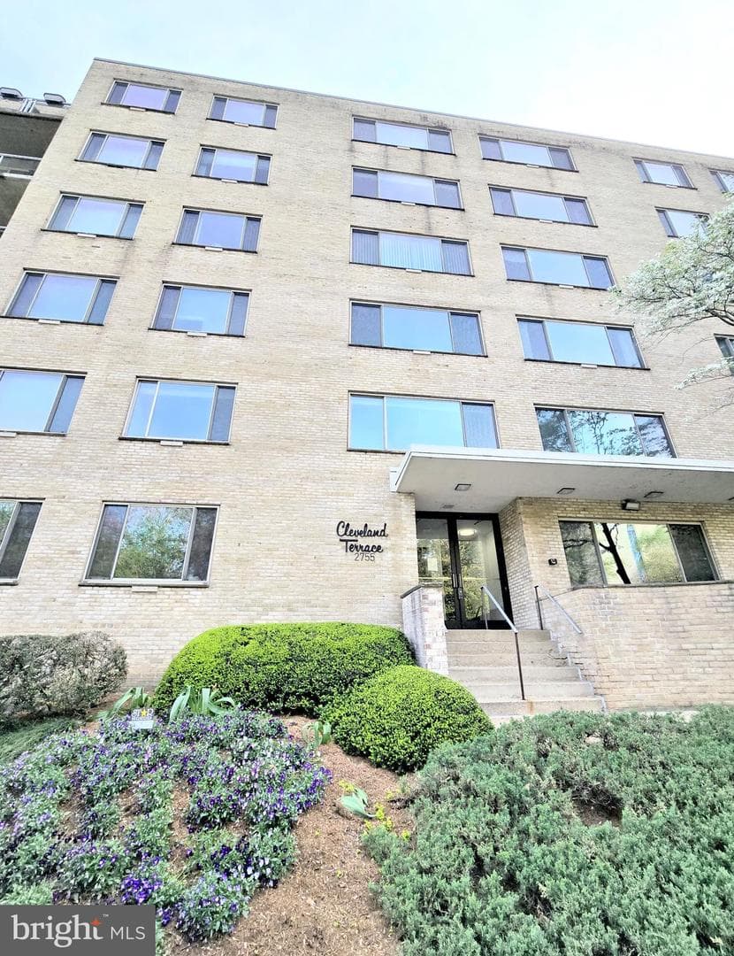 2755 Ordway Street NW #208 photo 6