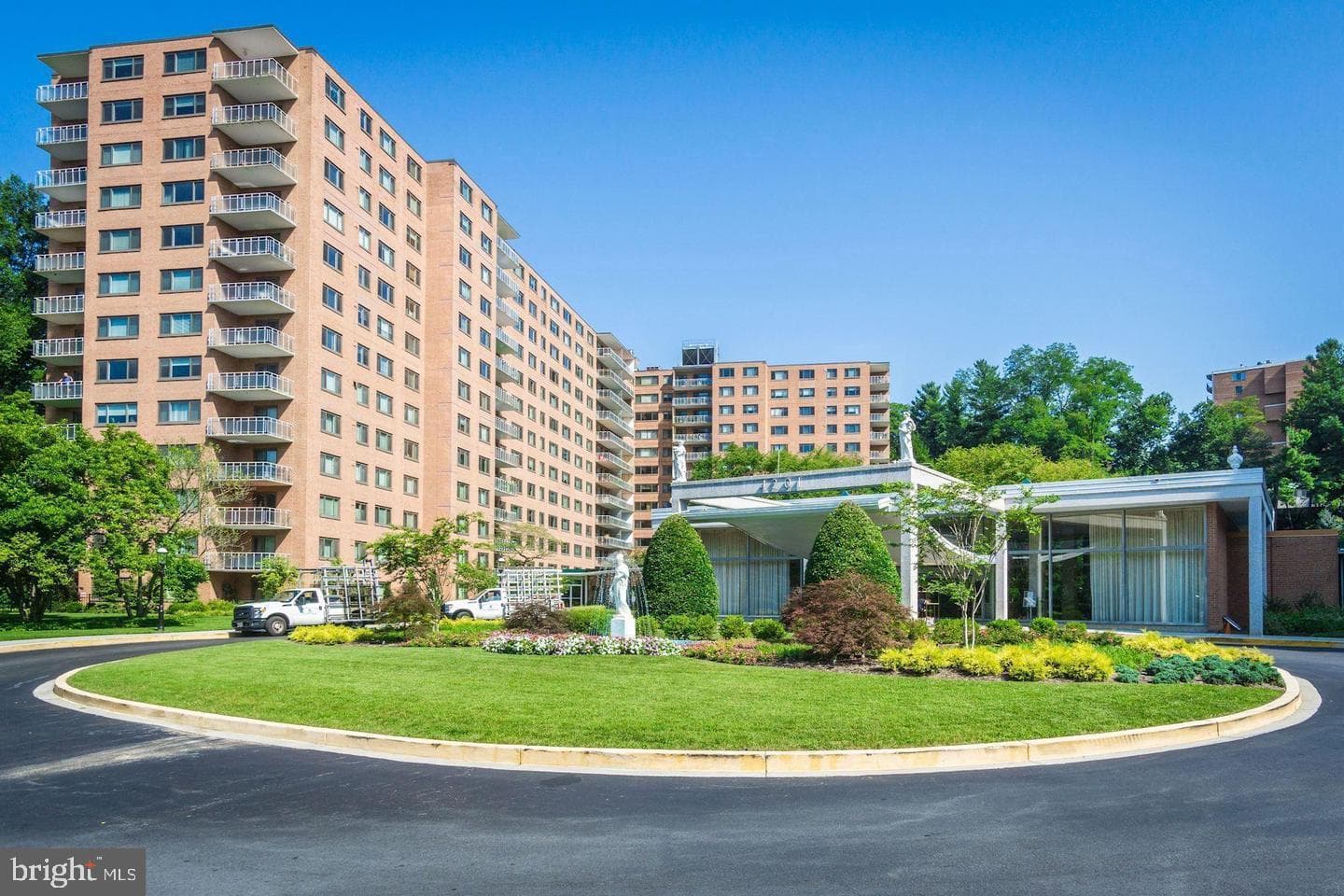 4201 Cathedral Avenue NW #215w, Washington