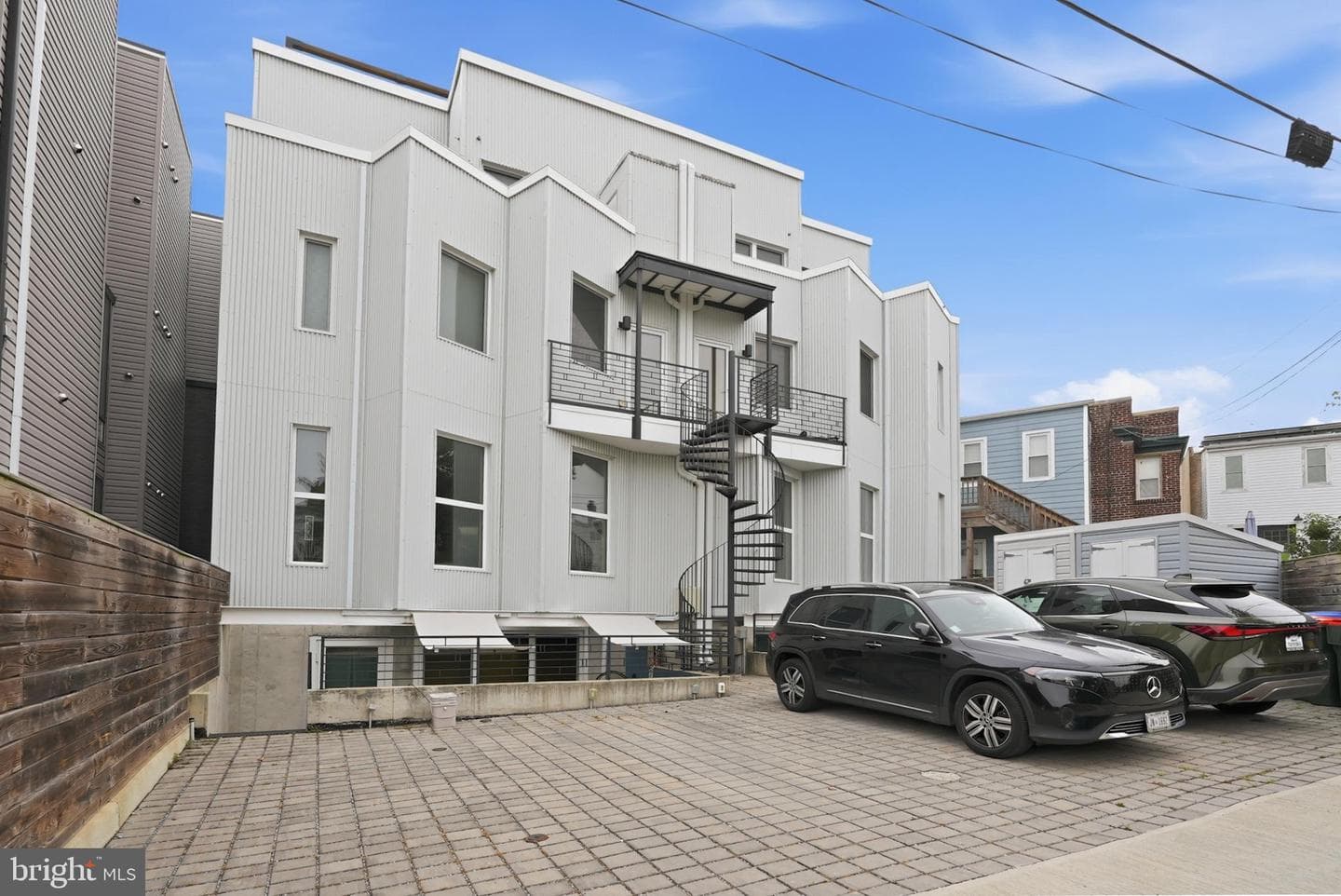 523 Montana Avenue NE #525a photo 35
