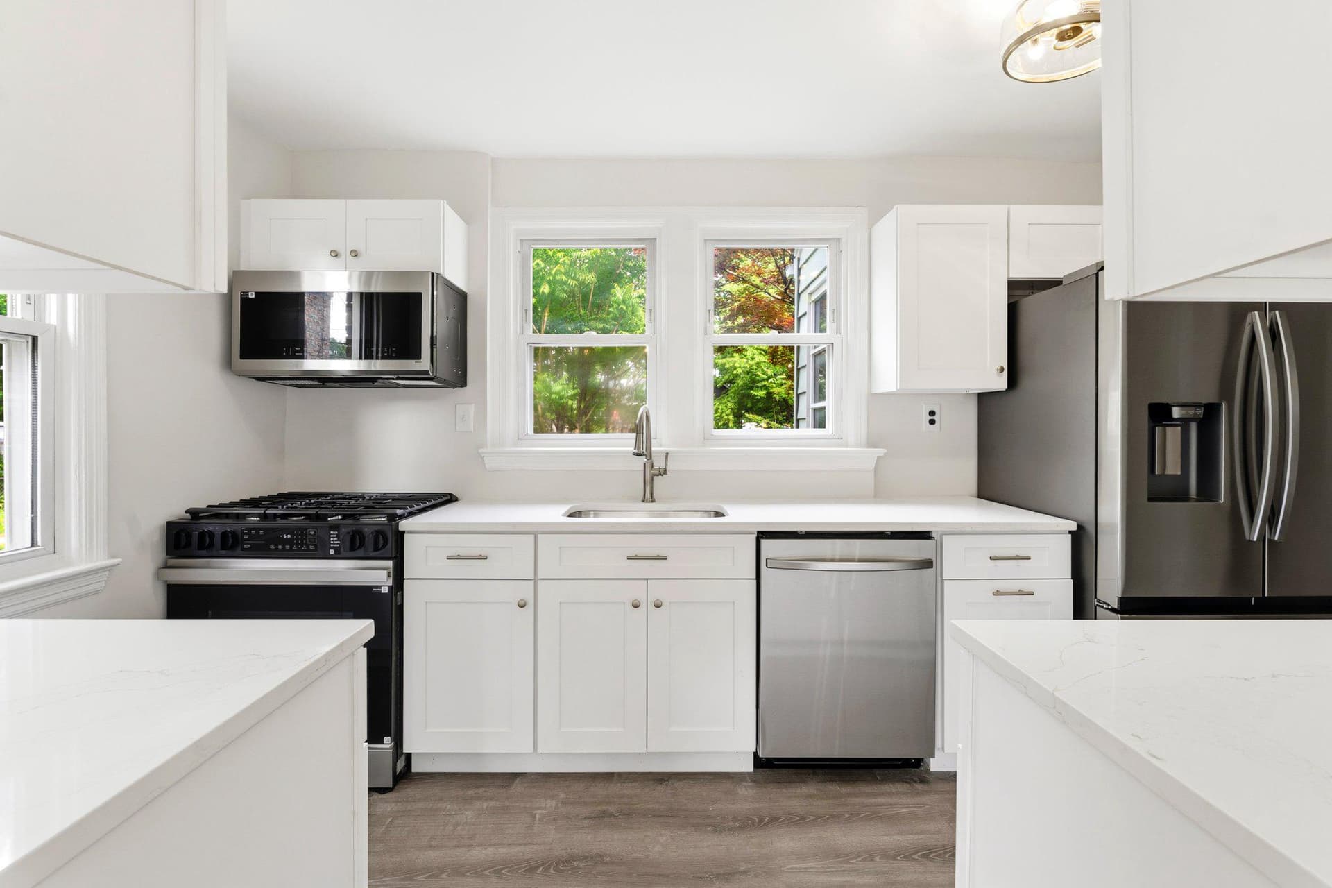 1115 42nd Street NE photo 4